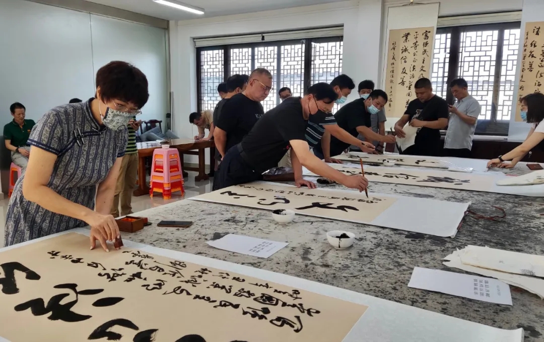 1632386389500357.jpg 640.webp.jpg